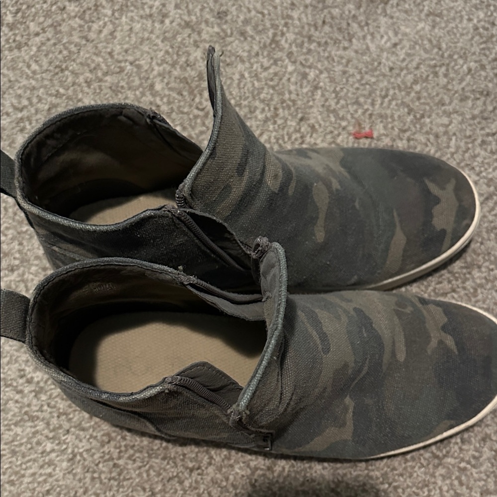 Wedge Camouflage Shoes